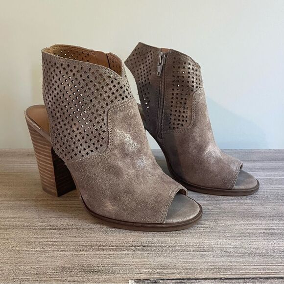 Lucky Brand Brindle Lizara Perforated Block Heel Leather Bootie - Picture 3 of 7